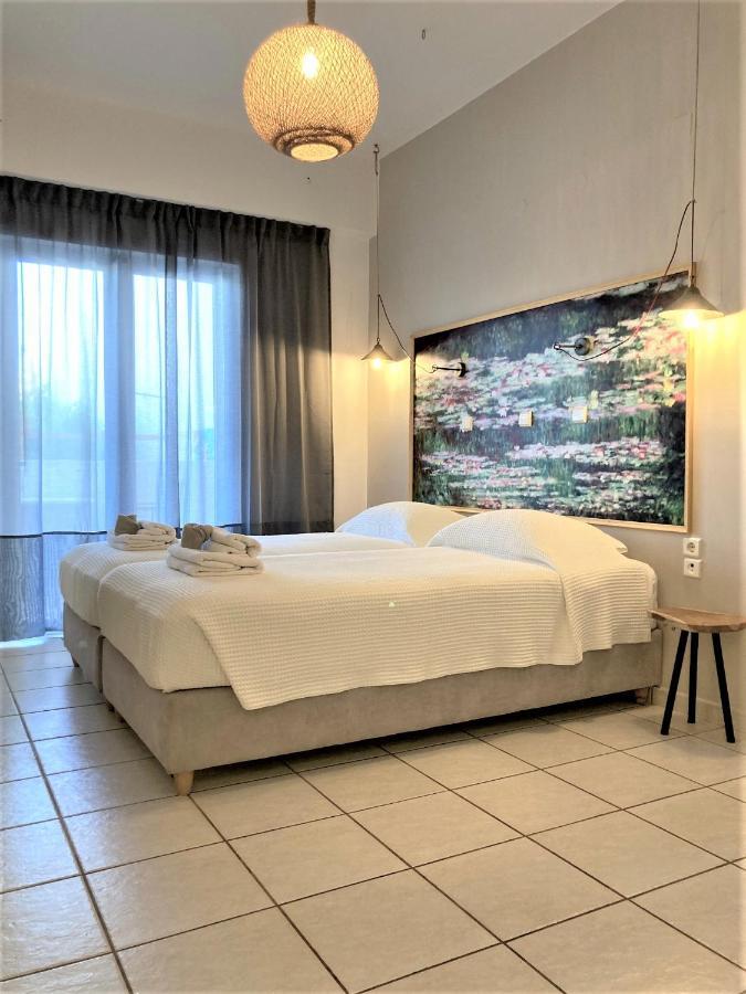Tree Of Life Art Hotel Agia Marina  Bagian luar foto